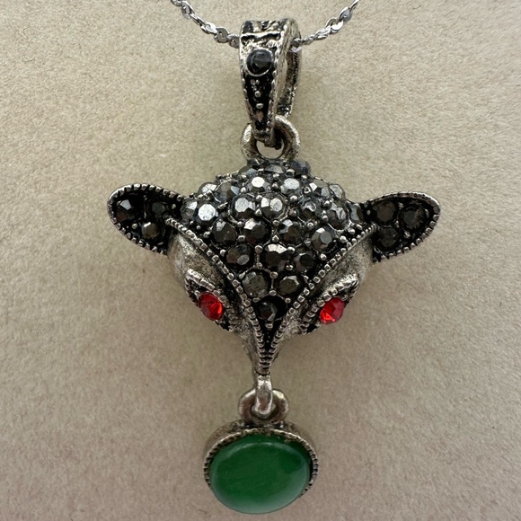 Fox Pendant Necklace with Green Stone on Silver Stainless Steel Chain - Picture 1 of 8